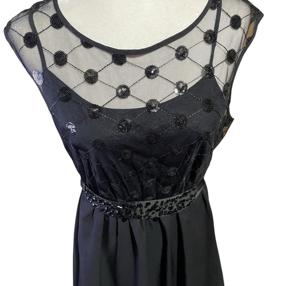 Ricki’s Black Cocktail Dress-Lined-Mesh Bodice-sequin Design-Sequin Belt-Size 12 - Picture 4 of 11